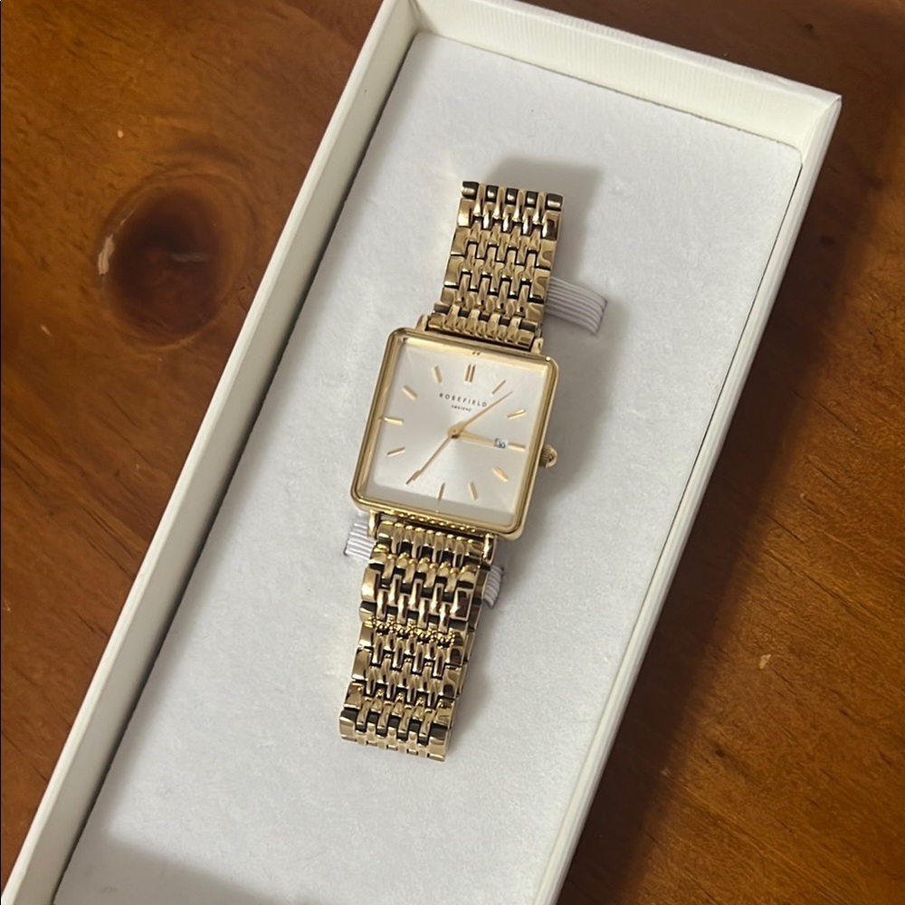 GOLD ROSEFIELD WATCH